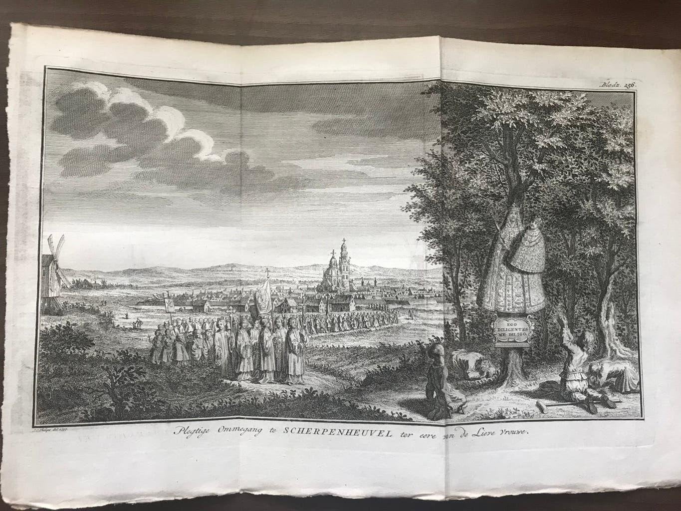 Plegtige Ommegang te Scherpenheuvel, 1737, 30x17cm., mooi!, Antiek en Kunst, Origineel, Stadsgezicht, 17 cm, Ophalen of Verzenden