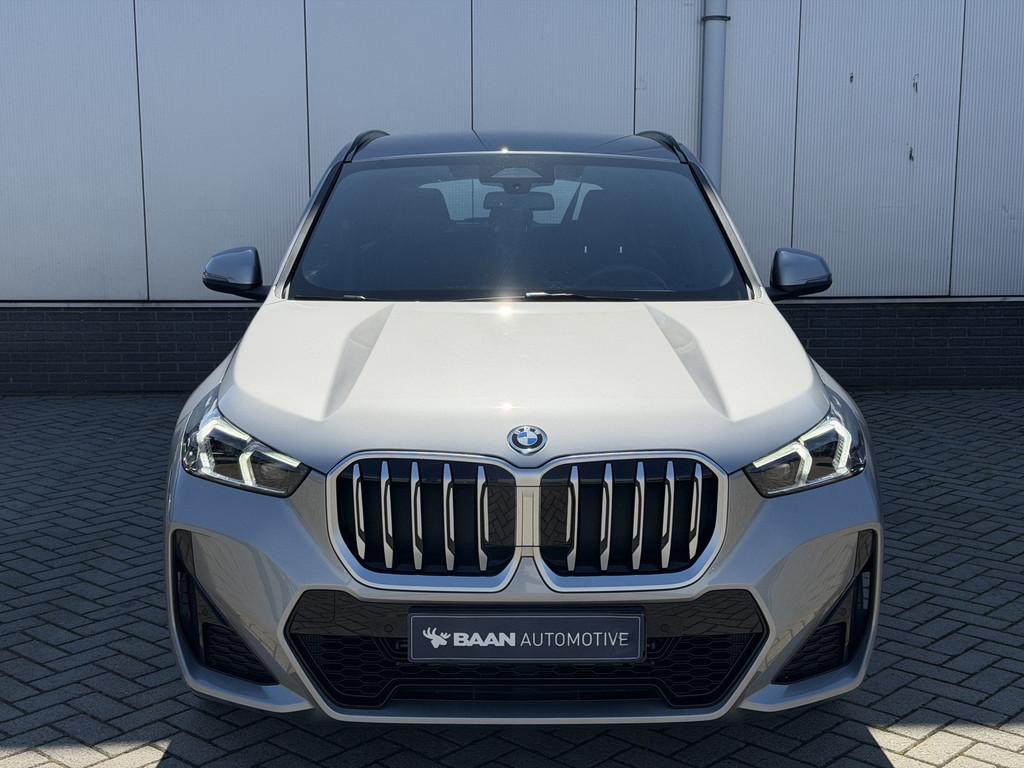 BMW X1 xDrive25e | M-Sport | Driving Assistant Plus |, Gebruikt, Zwart, Alcantara, Bedrijf