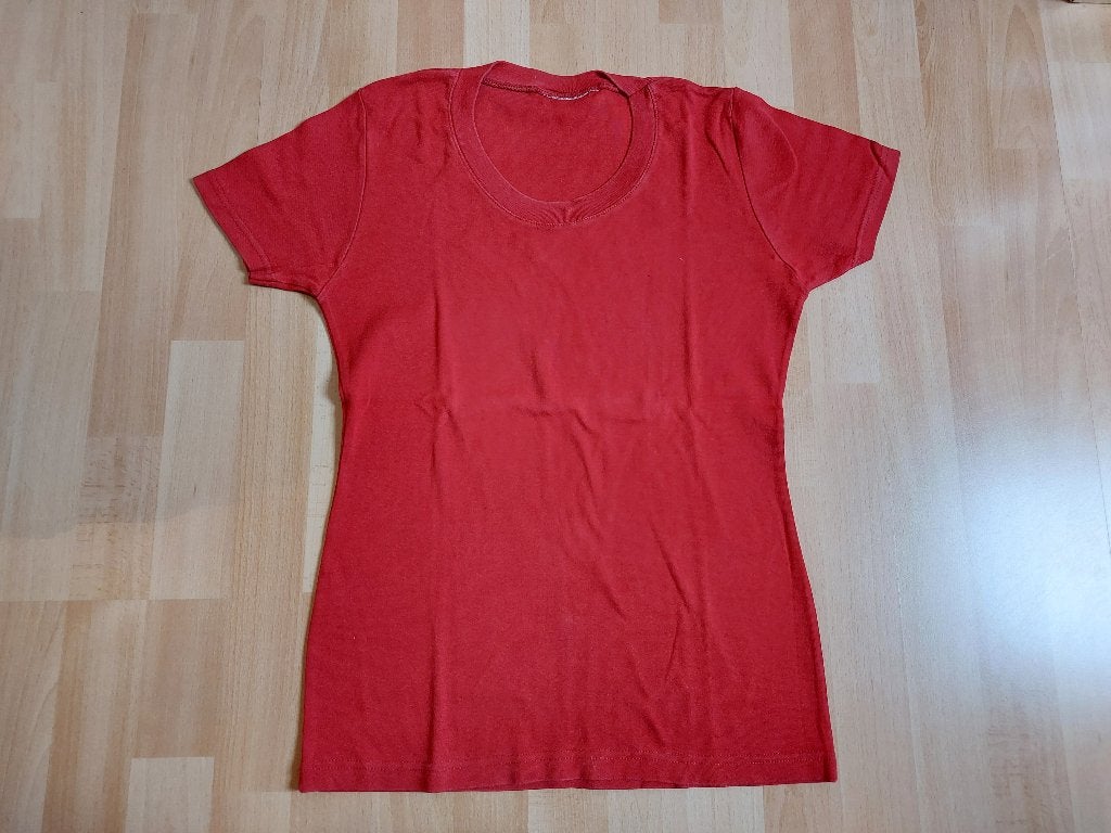 Rood basic t-shirt, Maat 38/40 (M), Ophalen of Verzenden, Korte mouw, Gedragen