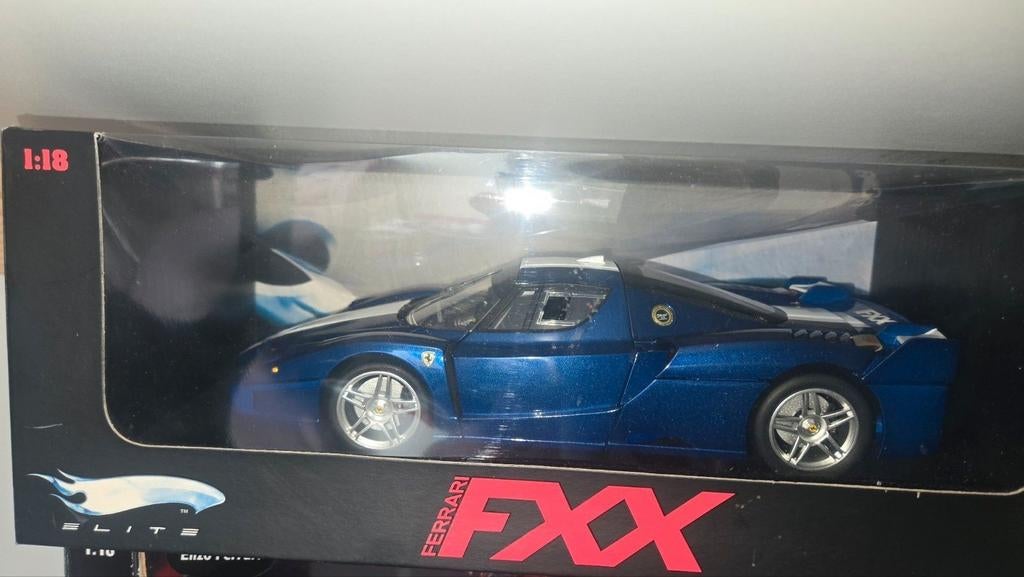 Ferrari FXX Hot Wheels Elite 1:18 Nieuwstaat in Doos, Ophalen of Verzenden, Nieuw, Auto, Hot Wheels