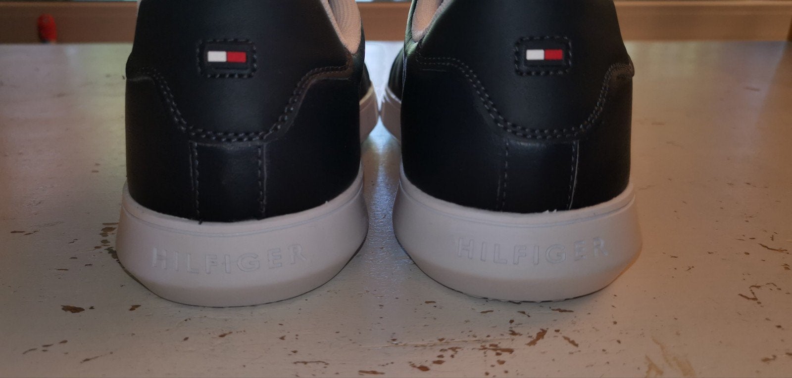 Tommy Hilfiger sneakers - Maat 43 - Zo goed als nieuw, Blauw, Tommy Hilfiger, Ophalen of Verzenden, Sneakers of Gympen