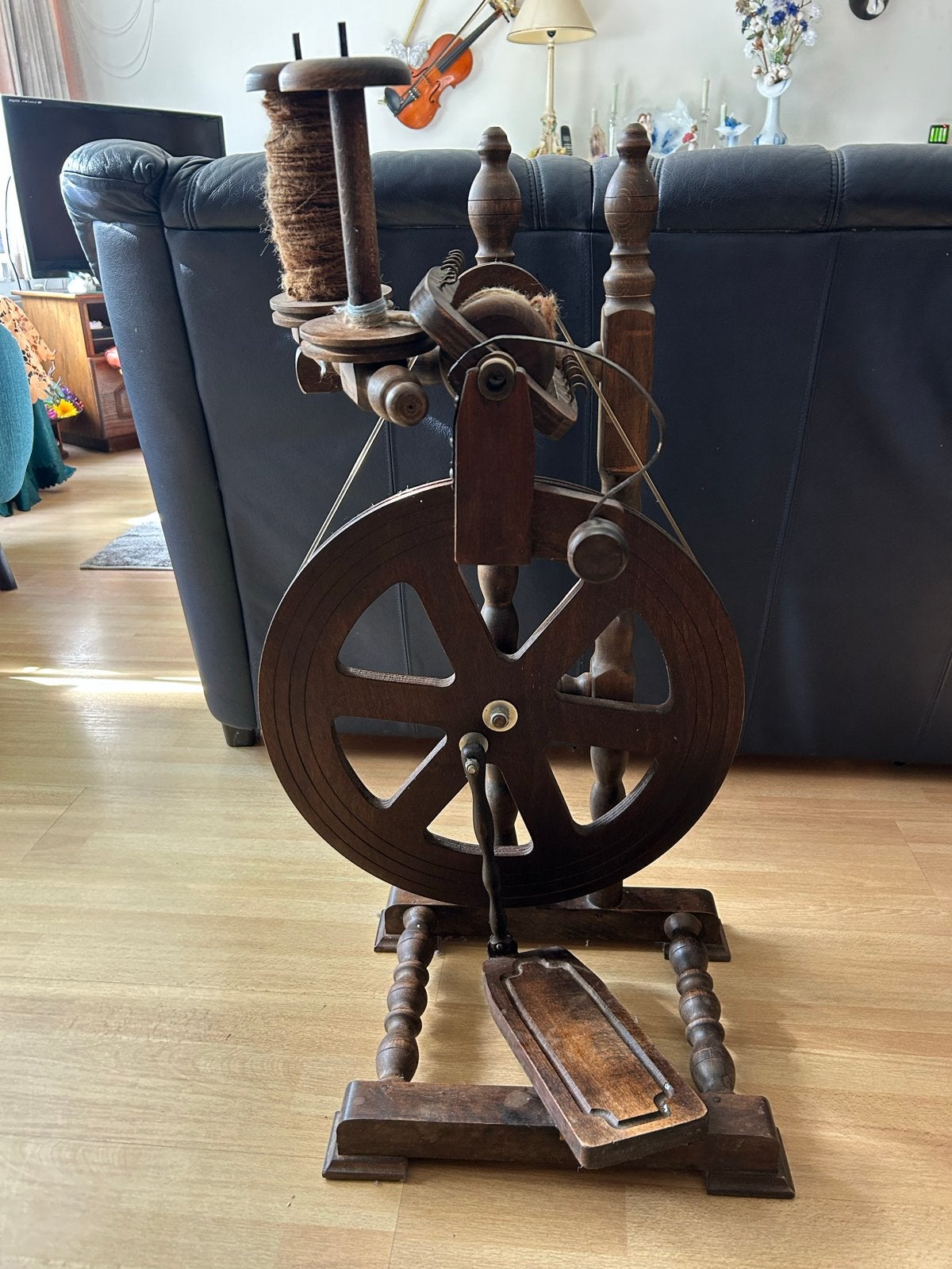 Compleet houten spinnewiel - Ambachtelijk spinnen, Ophalen, Gebruikt, Spinnewiel