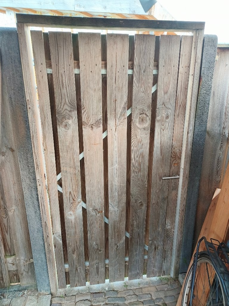 Schutting / Tuin poort  (Ophalen vanaf 23 aug), Tuin en Terras, Ophalen, Minder dan 3 meter, Hout, 1 tot 2 meter
