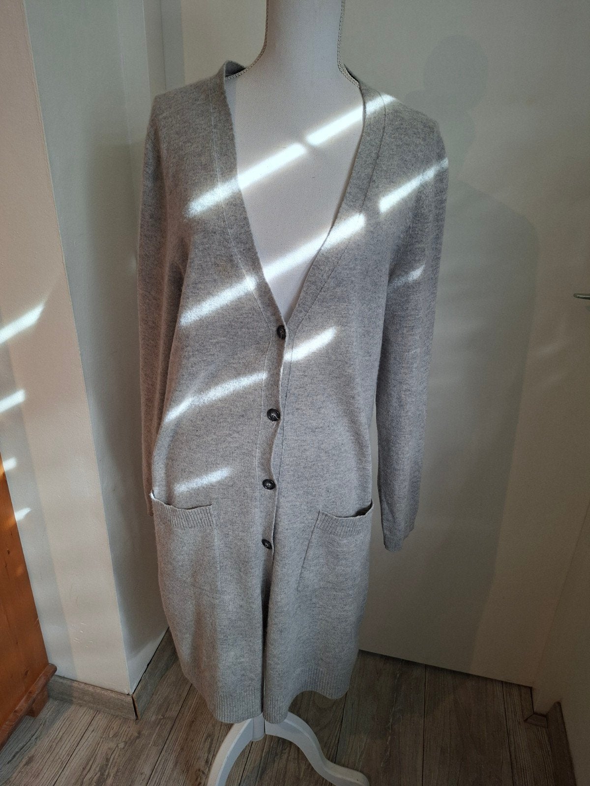Repeat cashmere grijs vest mt 40(valt groter), Kleding | Dames, Verzenden, Zo goed als nieuw, Maat 38/40 (M), Grijs