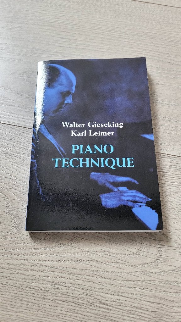 Piano technique, Ophalen of Verzenden, Zo goed als nieuw, Instrument, Walter Gieseking