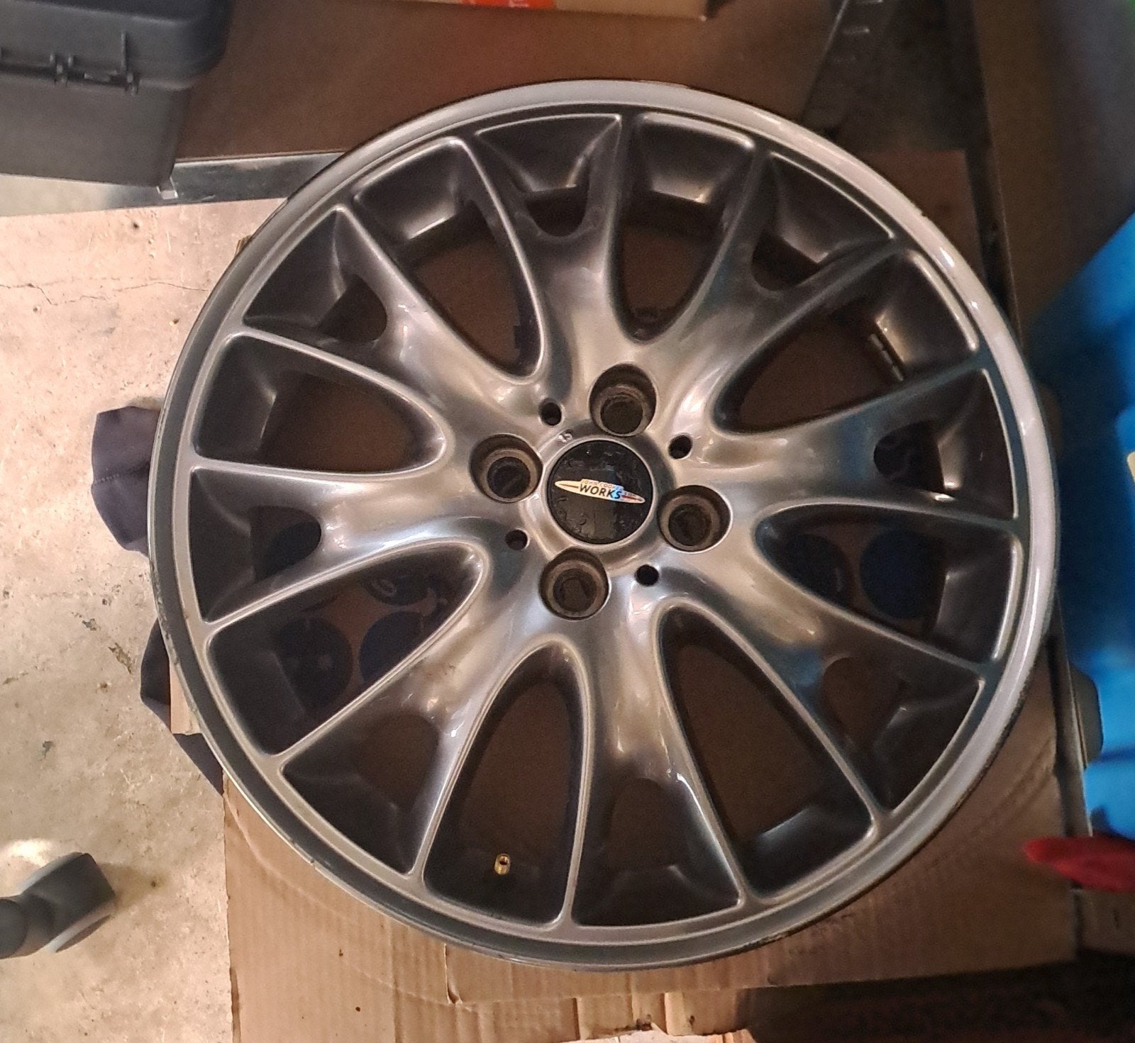 Set of wheels jonnycooper works 4x ...3 caps size 17, Ophalen