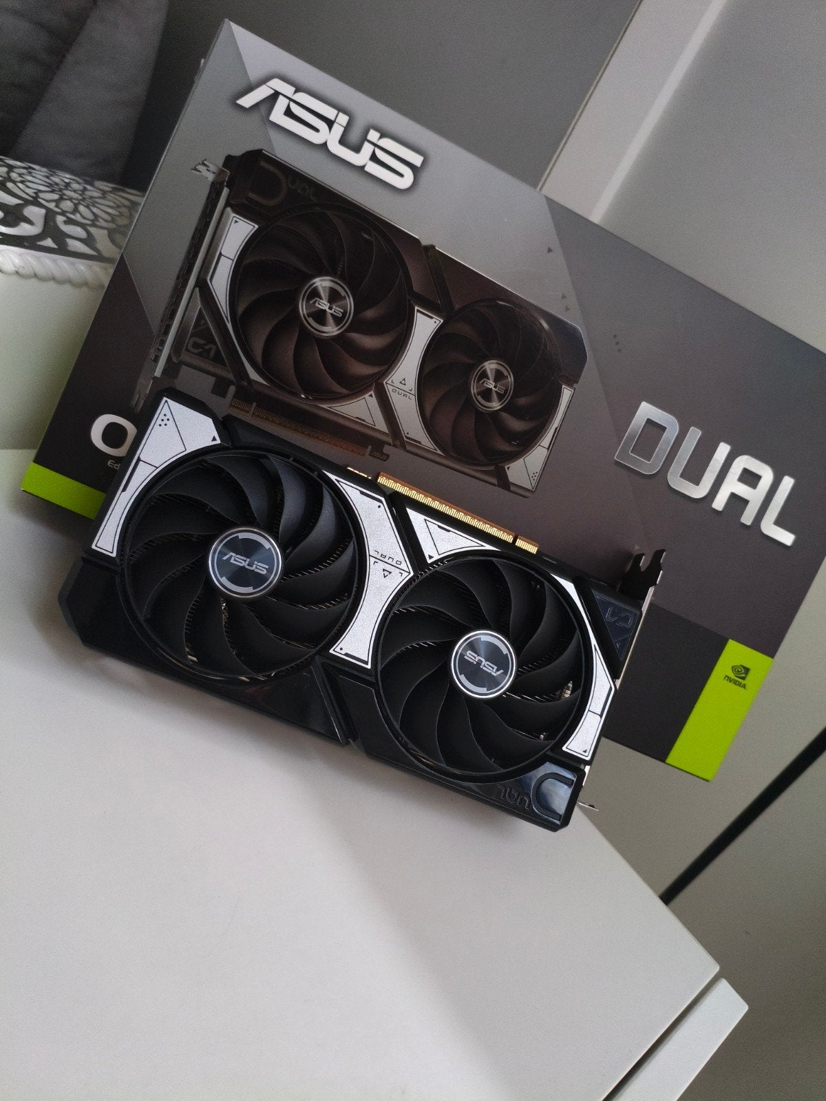 ASUS Dual GeForce RTX 5060 OC Edition 8GB GDDR7 Videokaart, Overige soorten, Nieuw, Ophalen of Verzenden, HDMI