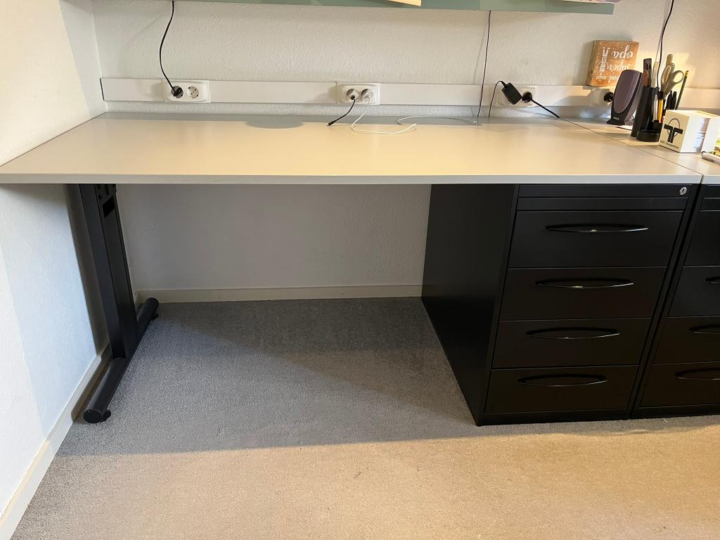 BUREAU, Ophalen, Demontabel, 160 cm, Zo goed als nieuw