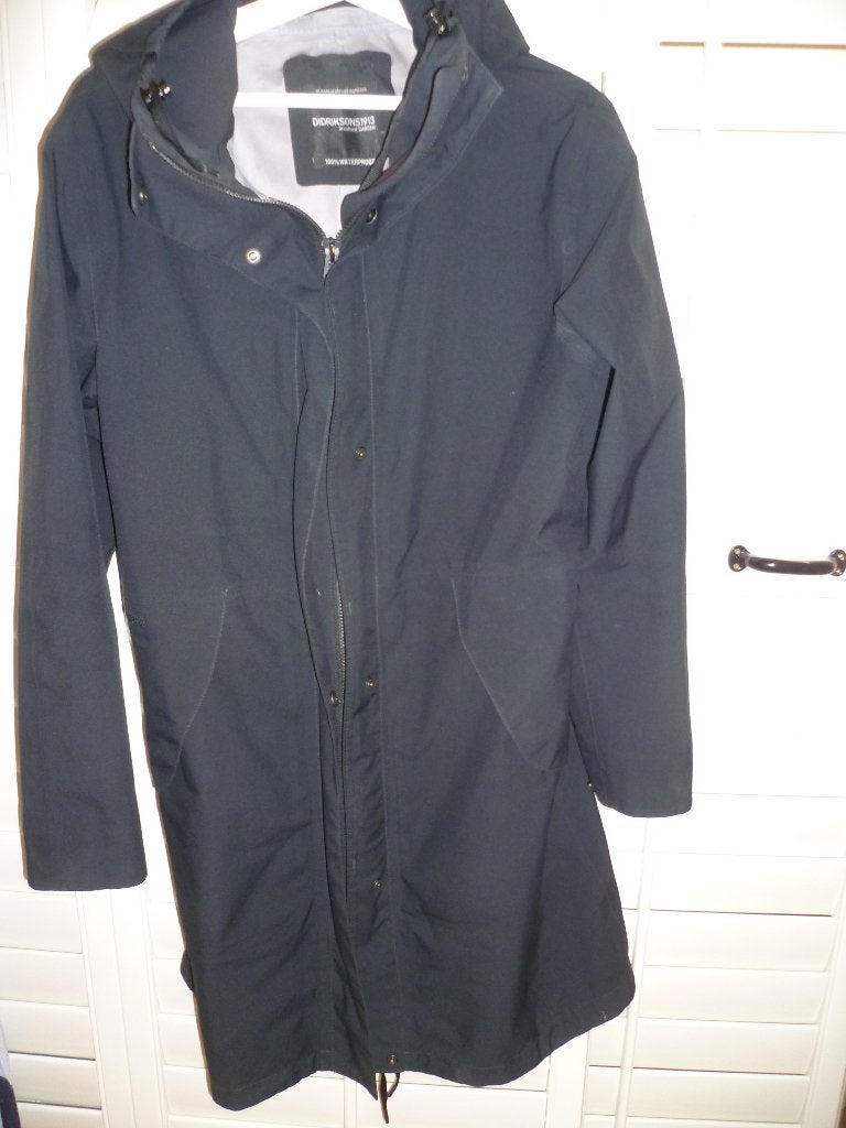Didriksons parka regenjas maat 42, Ophalen of Verzenden, Zo goed als nieuw, Maat 42/44 (L), Zwart