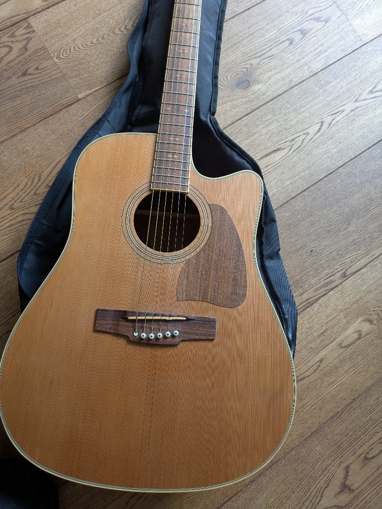 Ibanez Artwood gitaar semi akoestisch (AW85 serie), Muziek en Instrumenten, Ophalen, Gebruikt, Western- of Steelstringgitaar