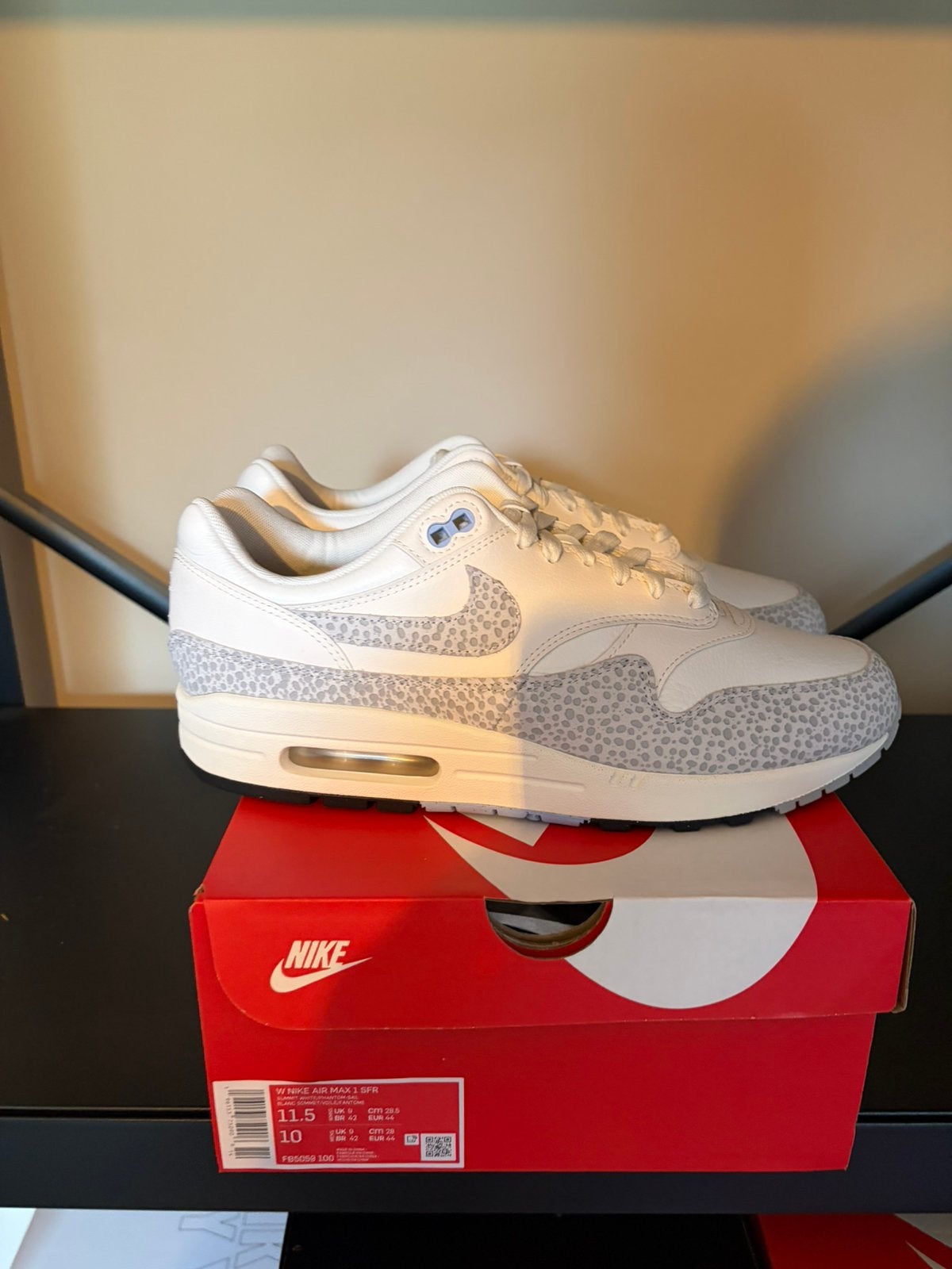 Nike air max 1 44, Ophalen of Verzenden, Zo goed als nieuw, Wit