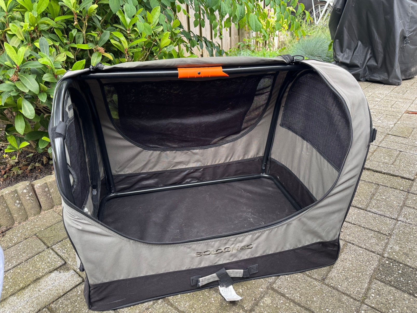 Draagtas Decathlon, Ophalen