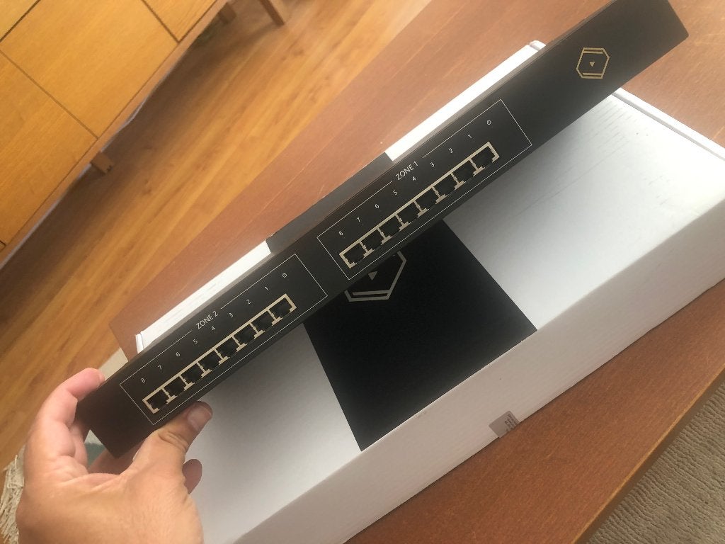 Silent Angel Bonn N16 LPS Zwart Netwerk Switch