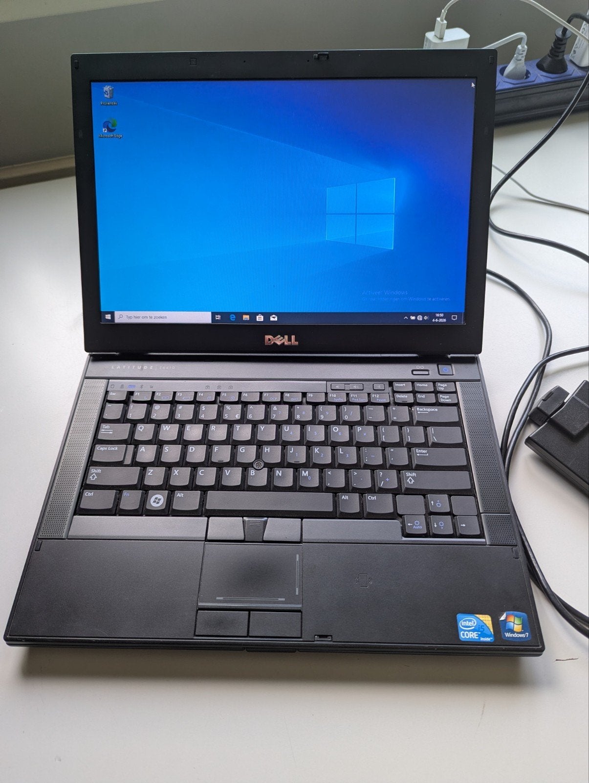 Dell latitude e6400., Computers en Software, Windows Laptops, Ophalen, 2 tot 3 Ghz, 14 inch, SSD