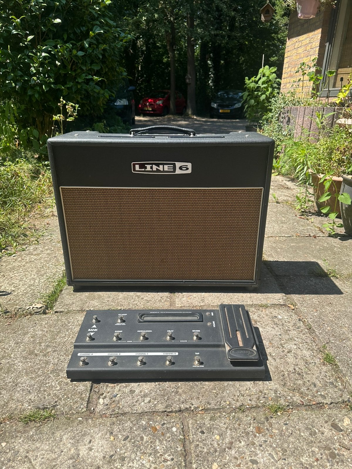 Line 6 Flextone III gitaarversterker + FBV Shortboard, Ophalen, Zo goed als nieuw, 100 watt of meer