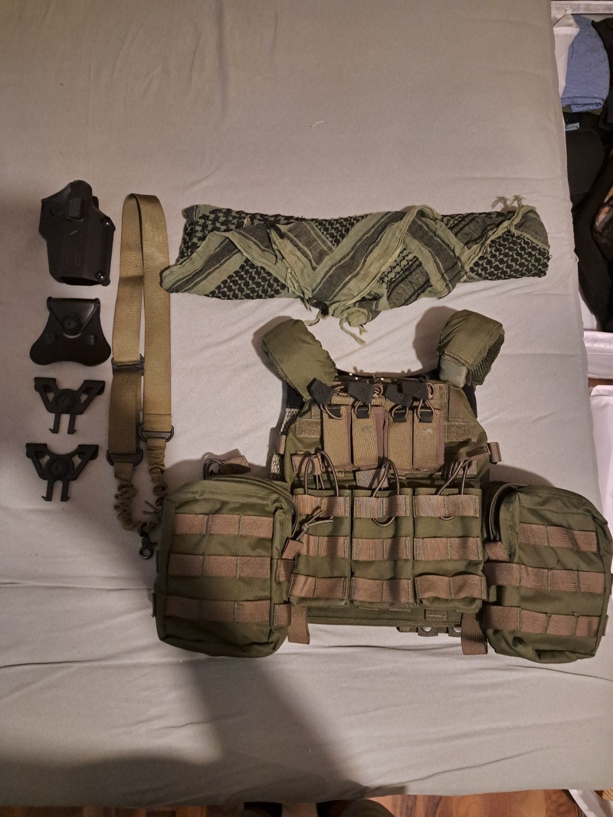 plate carrier met kogelwerende platen, Verzamelen, Militaria | Algemeen, Ophalen of Verzenden, Landmacht, Nederland