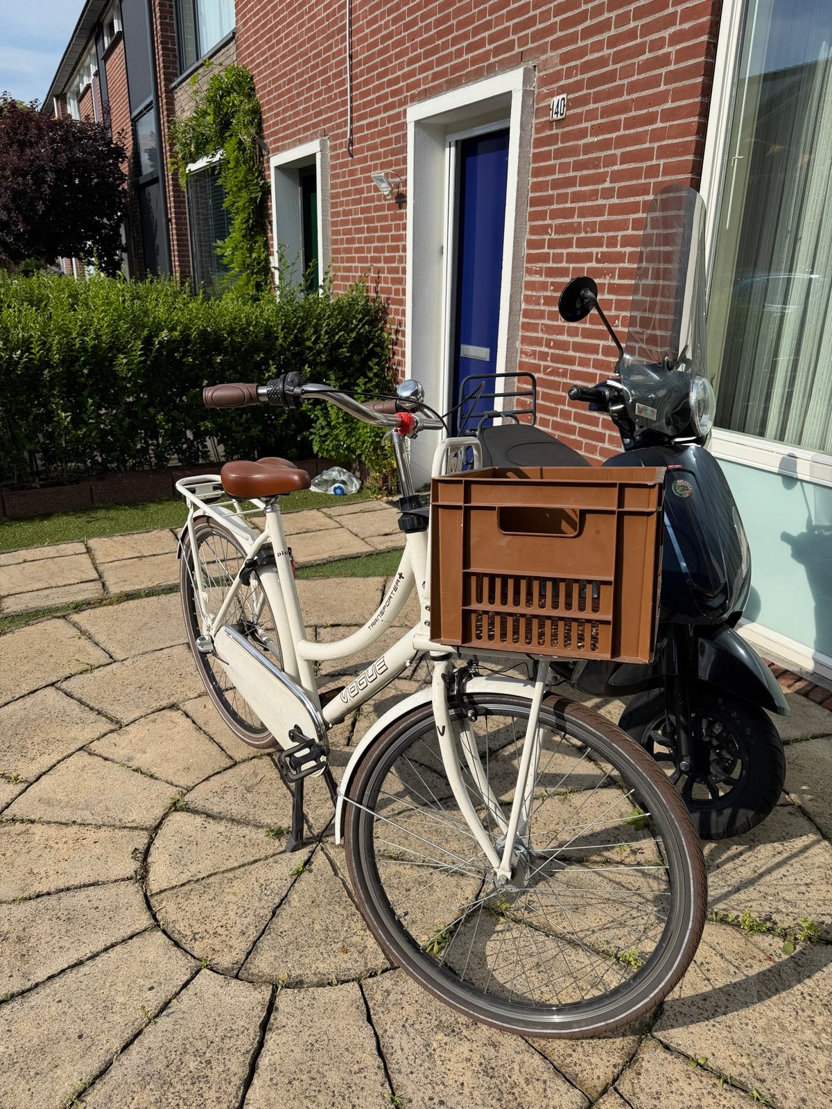 Vogue Transportfiets Dames - Wit met bruine krat, 50 tot 53 cm, Ophalen, Overige merken, Gebruikt