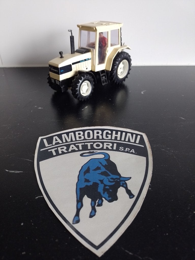 Lamborghini Tractoren: Britains, Siku R6 & R3 EVO (ROS), Hobby en Vrije tijd, Verzenden, Zo goed als nieuw, Tractor of Landbouw