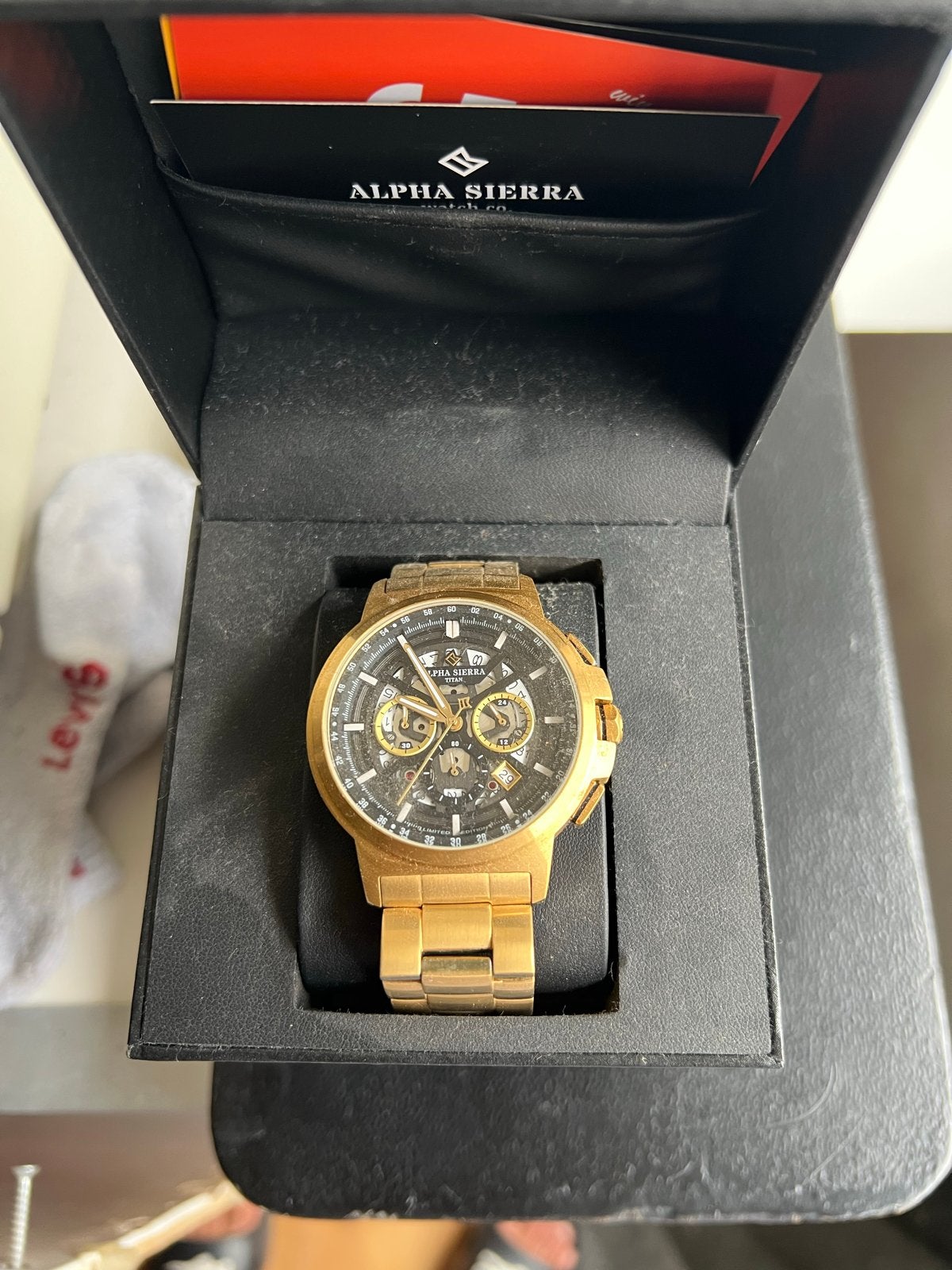 Alpha Sierra Horloges - Diverse Modellen, Staal, Polshorloge, Zo goed als nieuw, Ophalen