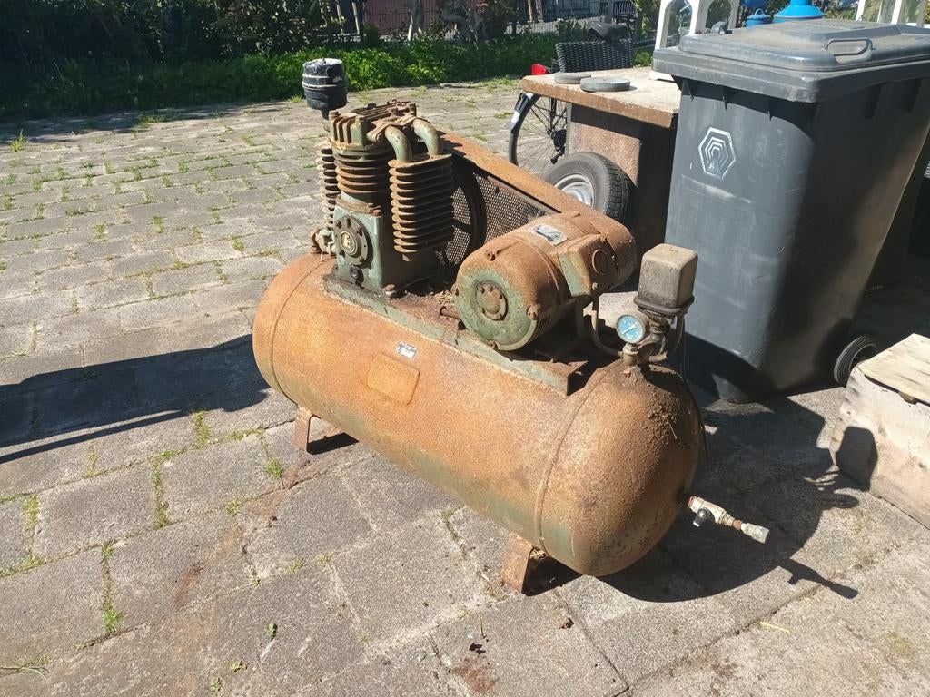 Vintage Luchtcompressor H. van der Heijden's Import, 100 liter of meer, Ophalen, Gebruikt