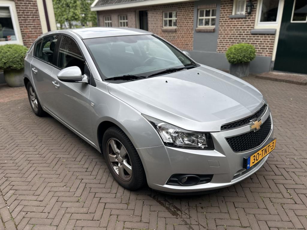 Chevrolet Cruze 1.6 LT Navi, Cruise, LMV, Slechts 106 dkm!, Euro 5, 4 cilinders, Origineel Nederlands, Parkeersensor