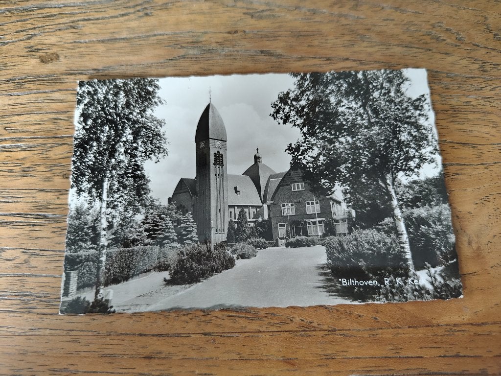 Bilthoven katholieke kerk, Ophalen of Verzenden, Ongelopen, Noord-Brabant