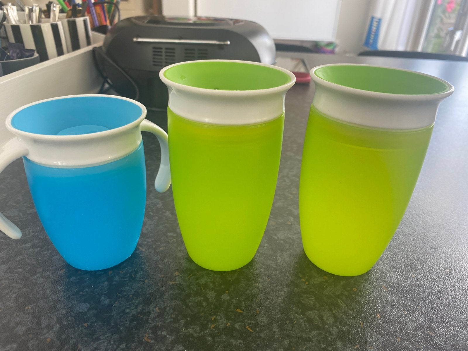 3 Munchkin antilek bekers., Ophalen of Verzenden, Gebruikt
