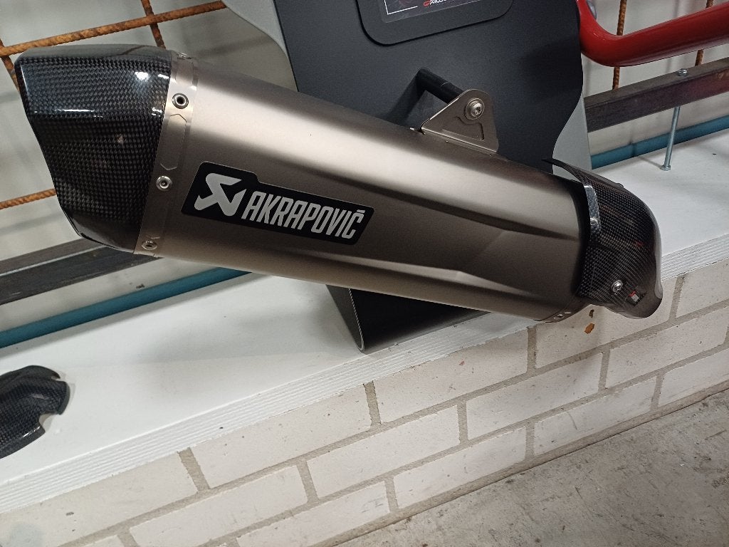 Aprilia Tuareg 660 Akrapovic uitlaat nieuw, Ophalen of Verzenden, Nieuw