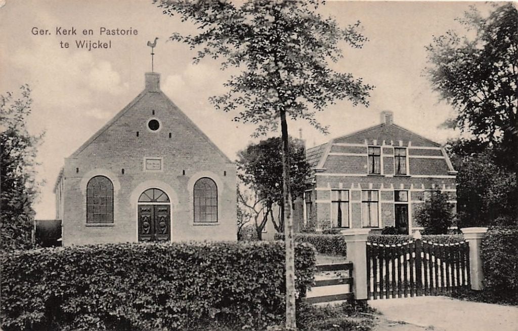 AZ903 Wijckel Friesland Kerk en pastorie 1908, Verzenden, Voor 1920, Ongelopen, Friesland