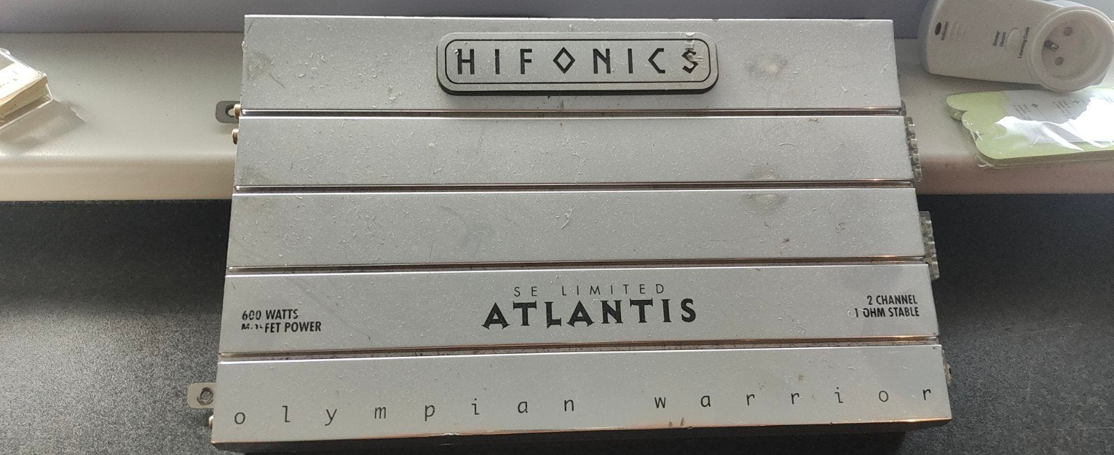 Hifonics Atlantis Olympian Warrior 600 Watt versterker, Audio, Tv en Foto, Versterkers en Receivers, 120 watt of meer, Ophalen