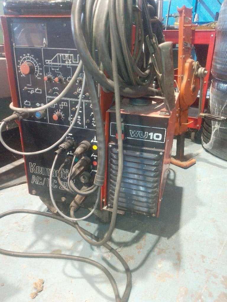 kemppi 250A ac/dc tig apparaat, Doe-het-zelf en Verbouw, Gereedschap | Lasapparaten, Ophalen, Gebruikt, 250 ampère of meer, Tig