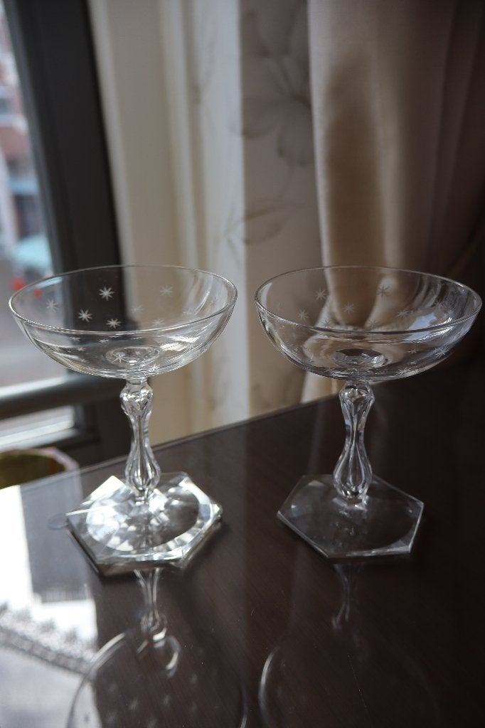 Antieke St Louis 5 gegraveerd kristallen champagne coupes, Antiek en Kunst, Antiek | Glas en Kristal, Ophalen of Verzenden