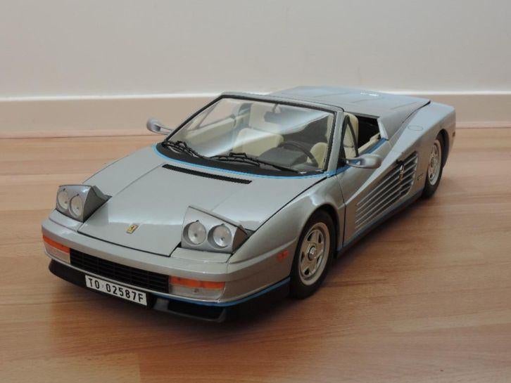 Testarossa converteerbaar Ferrari 1/8 Van Pocher Brand, Ophalen of Verzenden, Zo goed als nieuw, 1:5 t/m 1:8, Auto