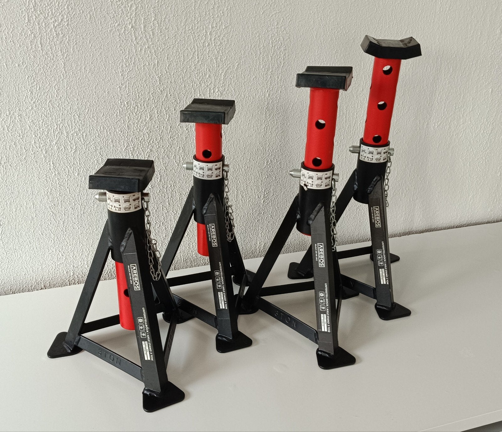 Auto Bokjes | 3 Ton per Stuk | Jack Stands | Set of x4, Ophalen, Zo goed als nieuw, Manueel, Garagekrik