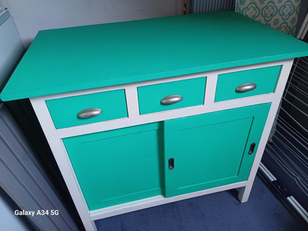 Vintage dressoir/kastje in turquoise en wit, Kinderen en Baby's, Kinderkamer | Commodes en Kasten, Ophalen, Minder dan 50 cm, Minder dan 75 cm