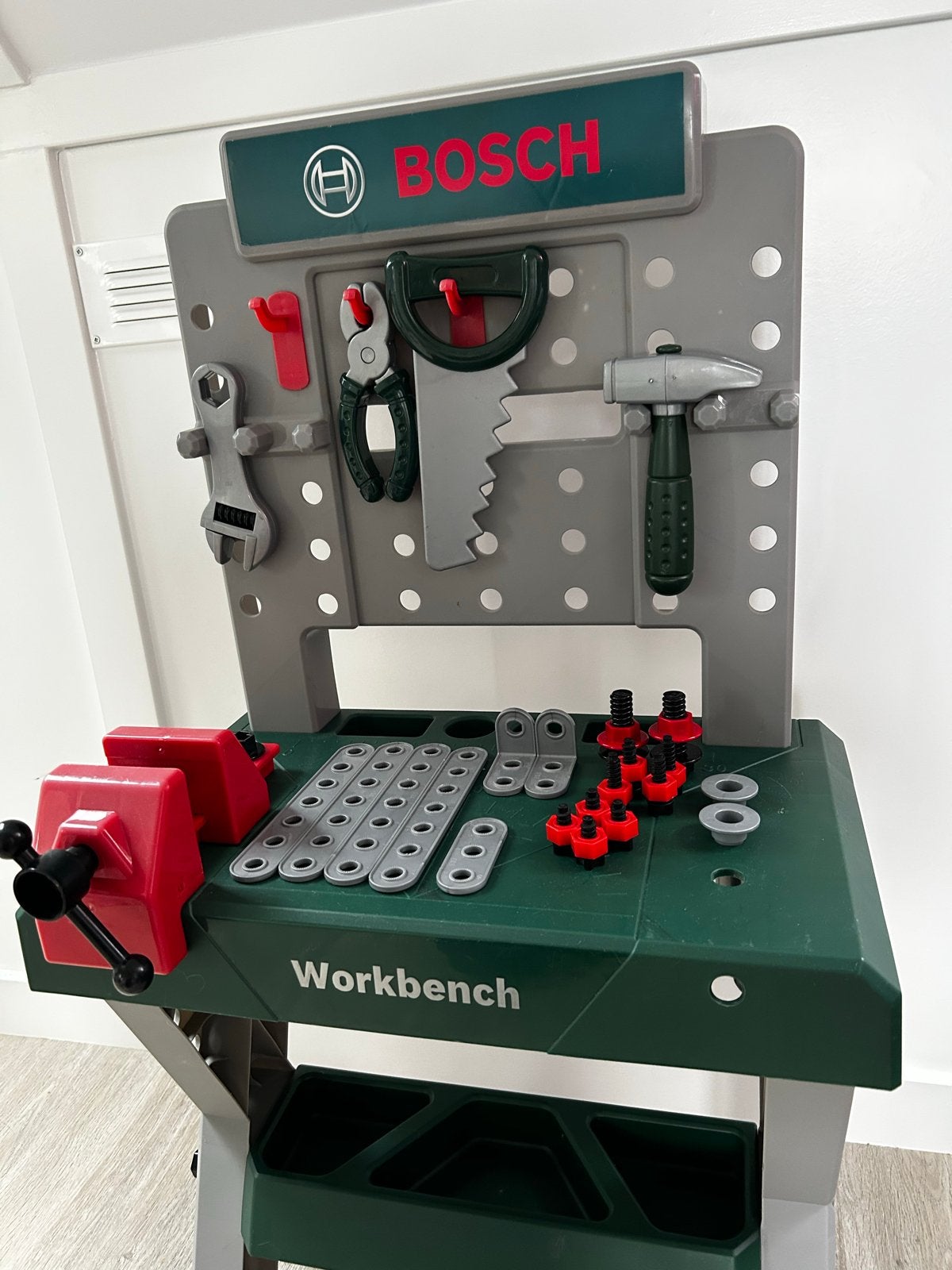 Foto 3 van Bosch Werkbank voor Kinderen