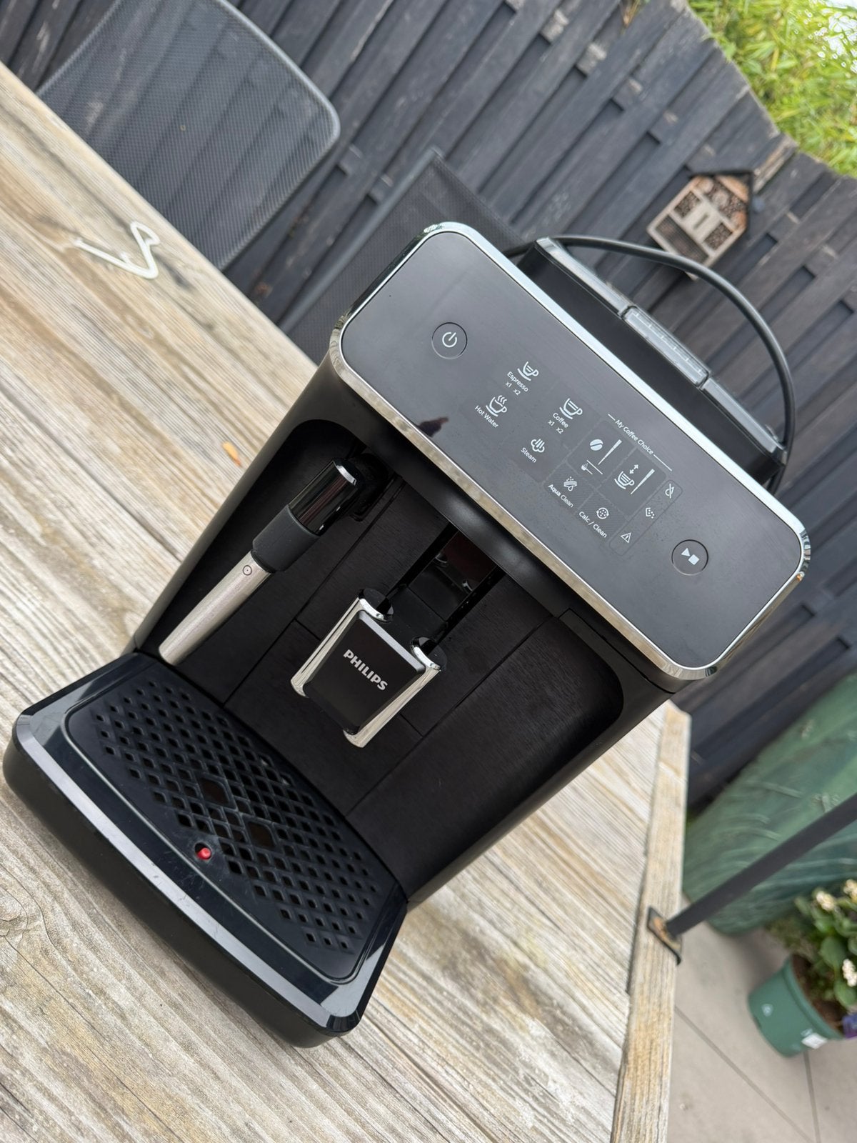 Philips 1200series Automatic Espresso Machine, Witgoed en Apparatuur, 10 kopjes of meer, Koffiemachine, Zo goed als nieuw, Afneembaar waterreservoir