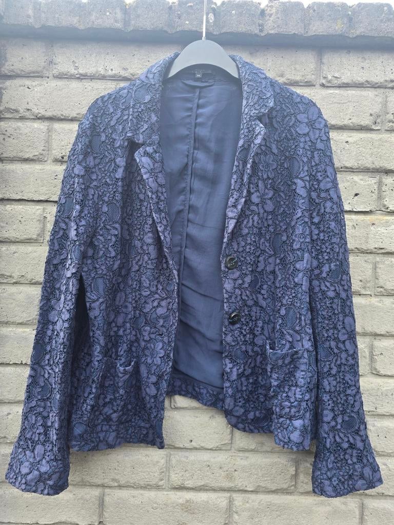 Donkerblauwe kanten blazer  maat 40, Ophalen of Verzenden, Zo goed als nieuw, Maat 38/40 (M), Blauw