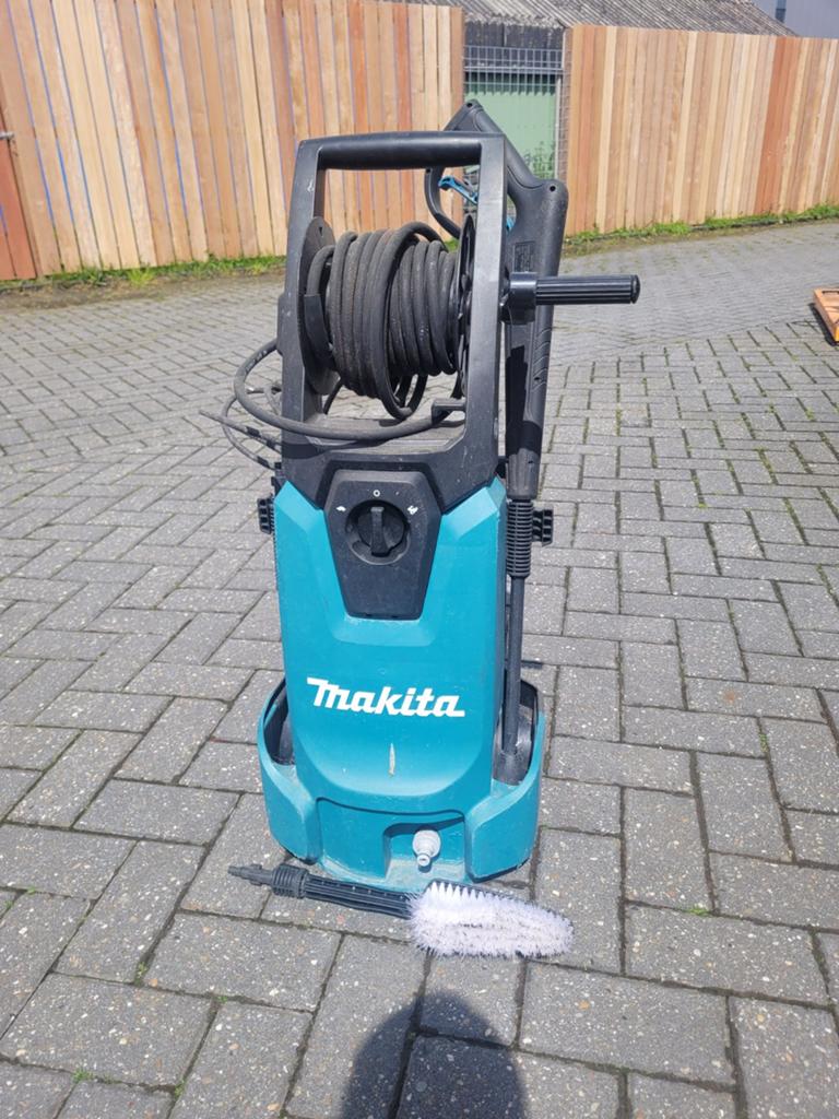 Makita hogedrukreiniger HW1300, Ophalen
