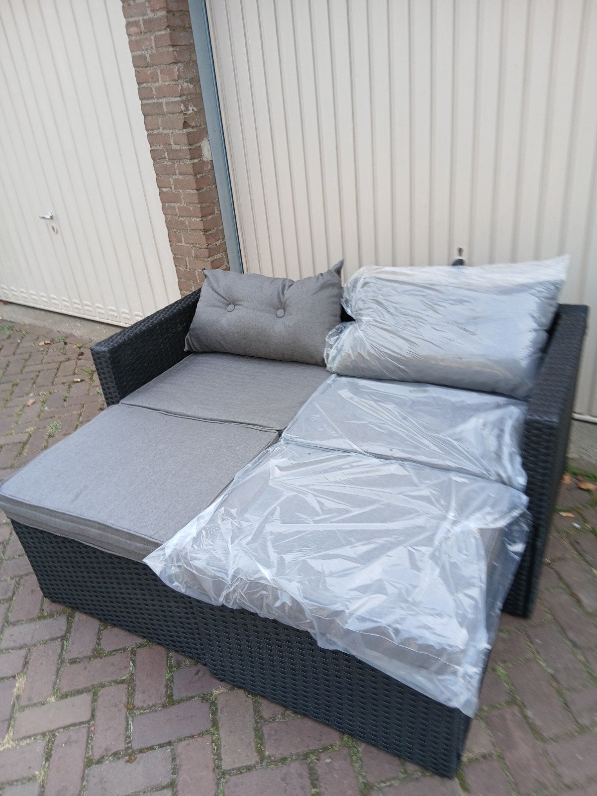 lounge setje tafeltje 2 hockers nieuw, Ophalen of Verzenden, Wicker