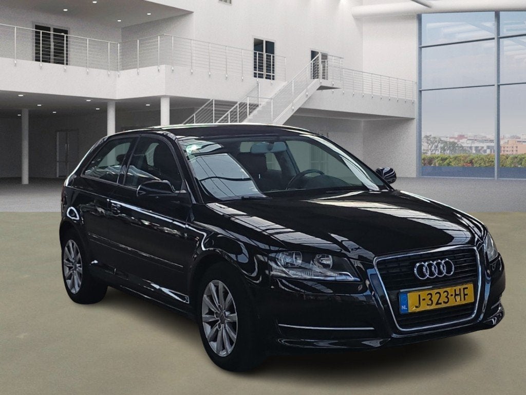 Audi A3 1.2 TFSI Ambition Pro Line Business AIRCO CRUISE PDC, Voorwielaandrijving, Gebruikt, 4 cilinders, Zwart