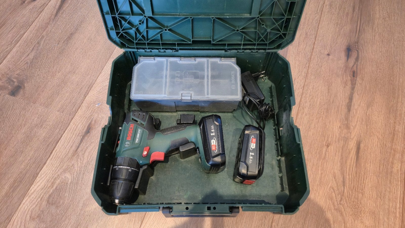 Bosch PSB 1800 LI-2 Boormachine, 600 watt of meer, Variabele snelheid, Ophalen of Verzenden, Zo goed als nieuw