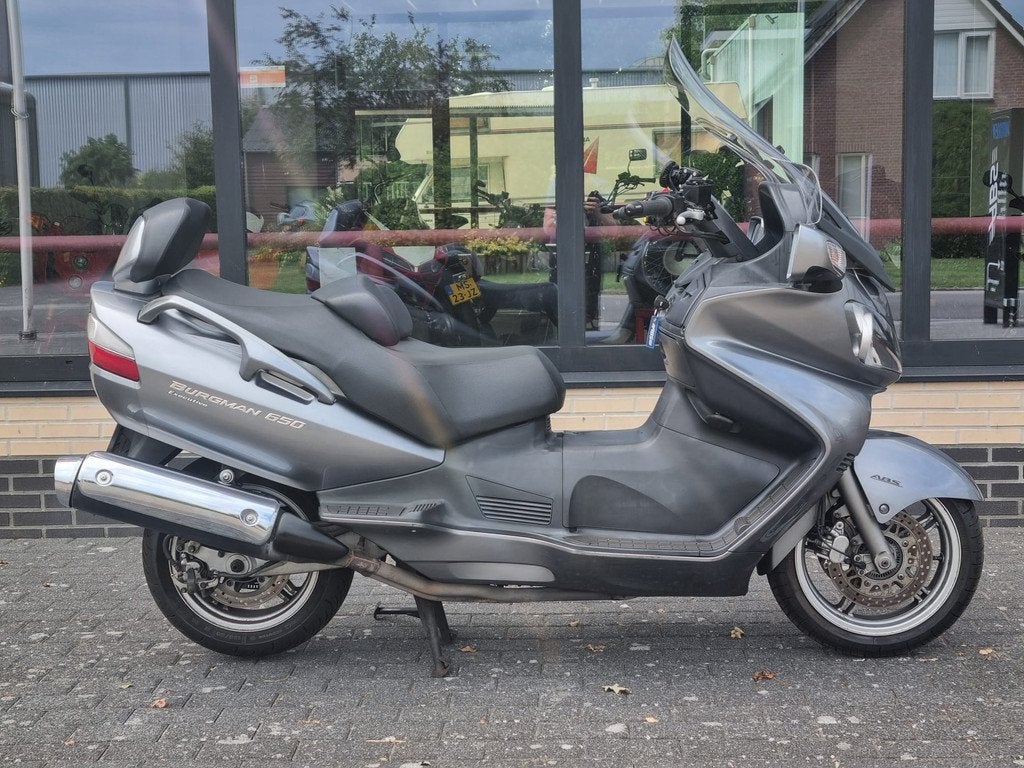 Suzuki AN 650 BURGMAN EXECUTIVE SCOOTER (bj 2006), Gebruikt, NIMAG B.V., Lange Dreef 12
4131 NH  Vianen, NL, Suzuki