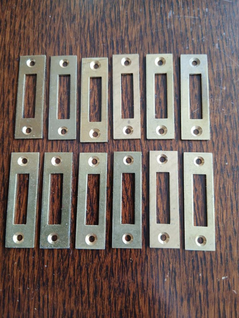 Messing sluitplaten hoeksluitplaten meubelslot cilinderrozet, Ophalen of Verzenden