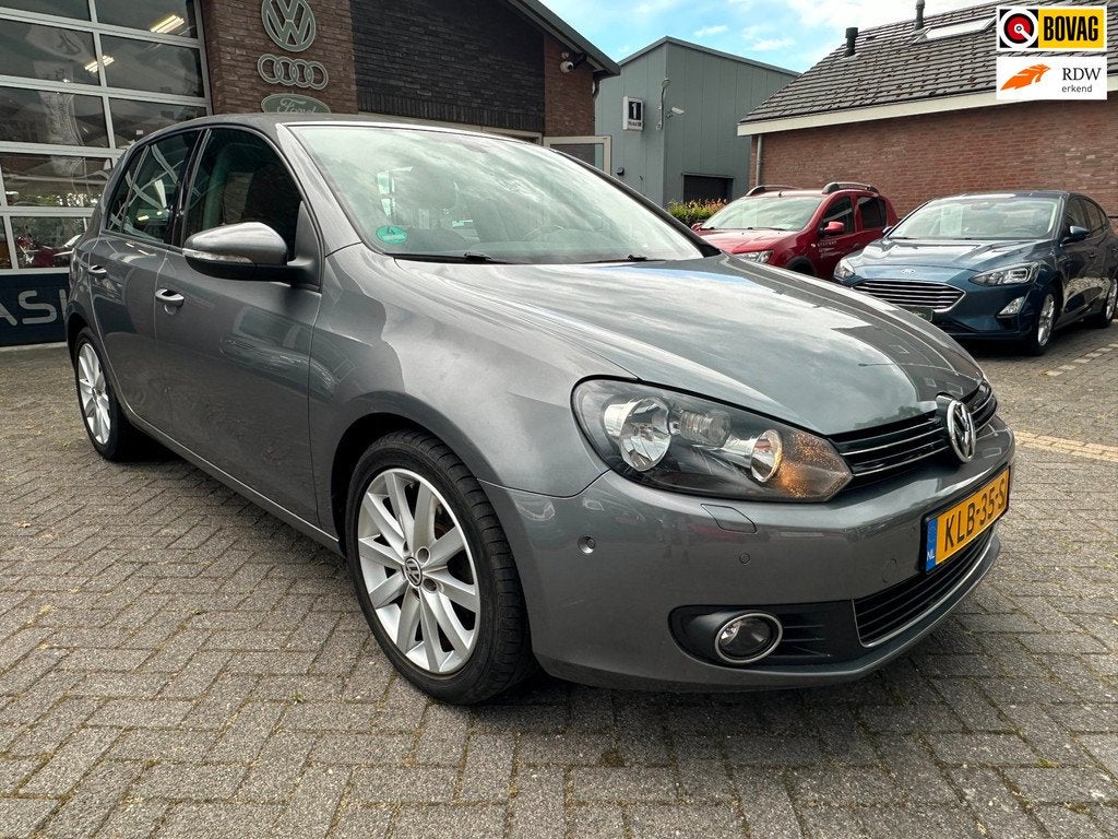 Volkswagen Golf 1.4 TSI Trendline. Navi. Alcantara. PDC. Cam, Euro 5, Gebruikt, 4 cilinders, Alcantara