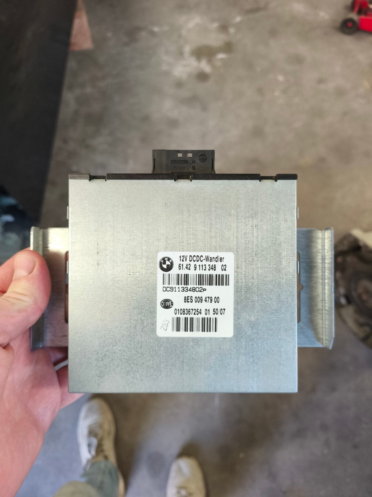 BMW E81 E87 E90 E91 E92 12V DC omvormer 61.42 9 113 348 02, Gebruikt, Rixbecker Straße 75, 59552 Lippstadt, Duitsland, Info@hella.com