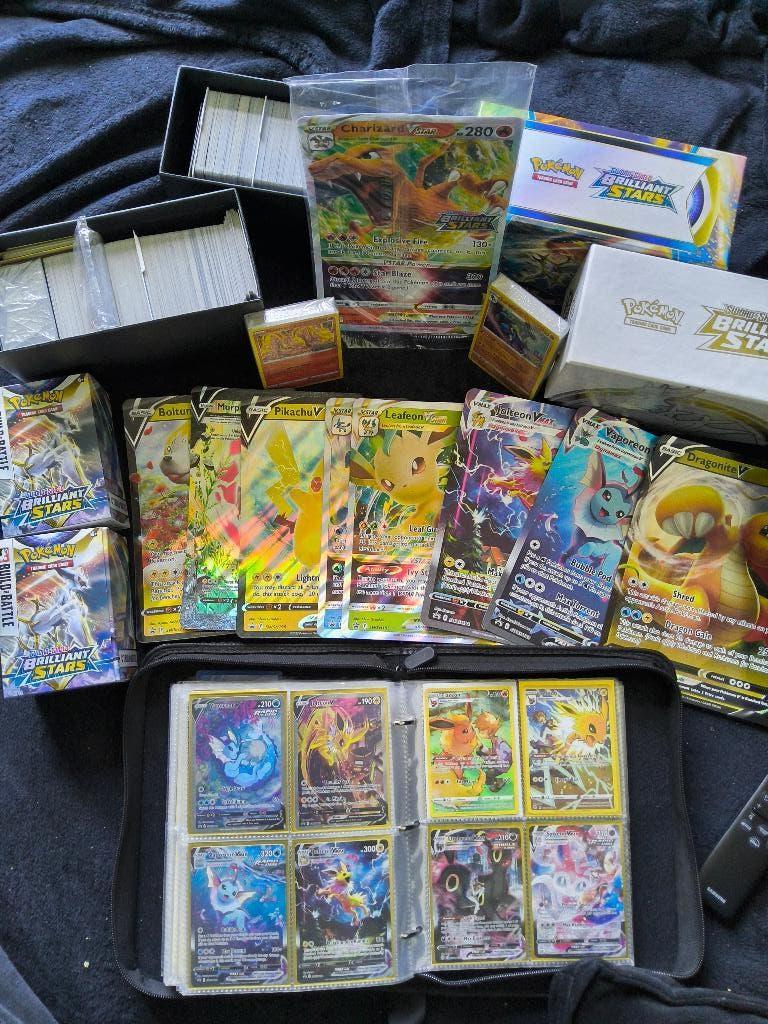 Unieke pokemon VMAX Alt Art + Meer, Ophalen, Zo goed als nieuw, Meerdere kaarten
