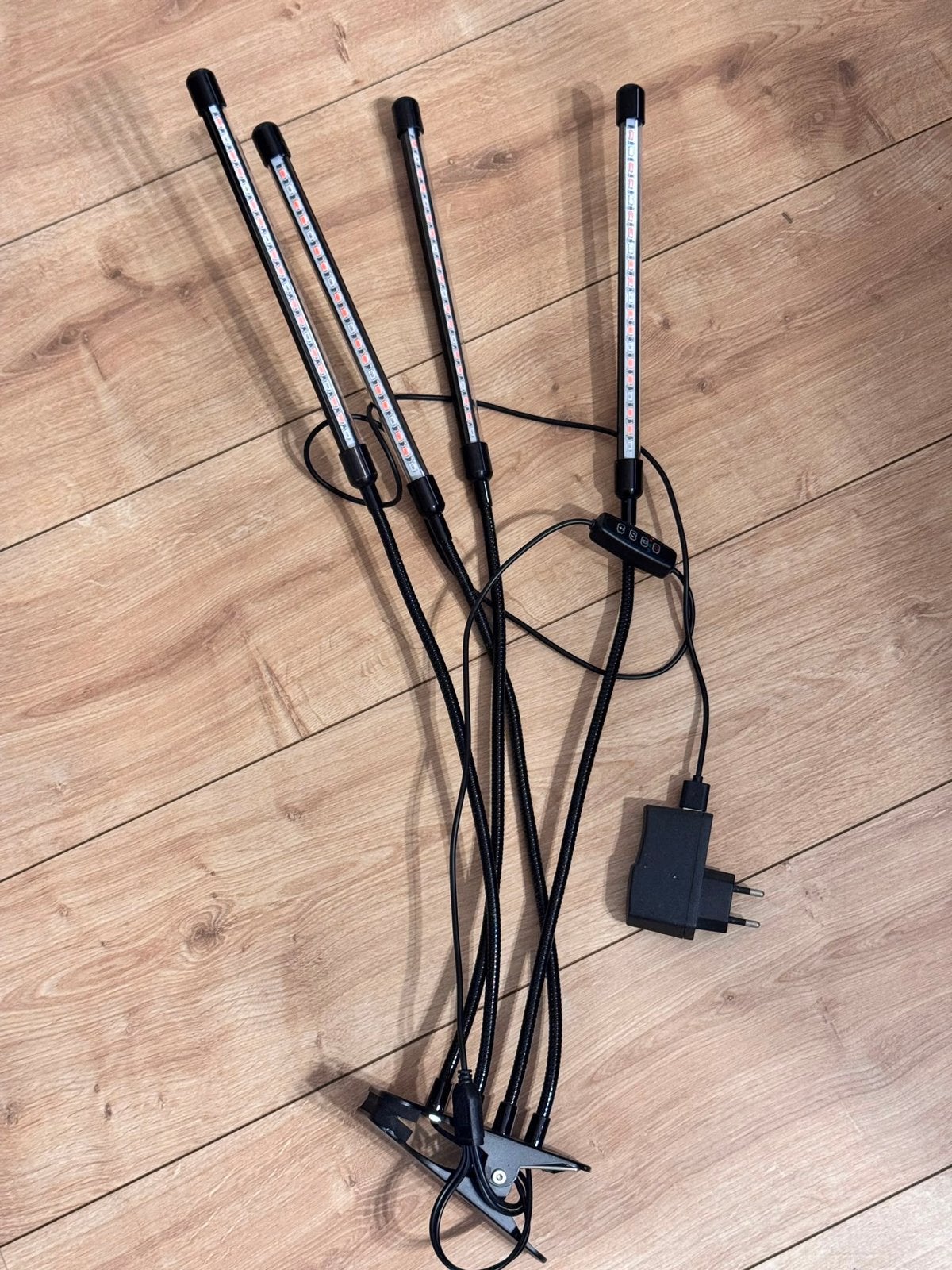 LED Kweeklamp met 4 koppen en timer voor planten, Ophalen, Zo goed als nieuw, Kweeklamp