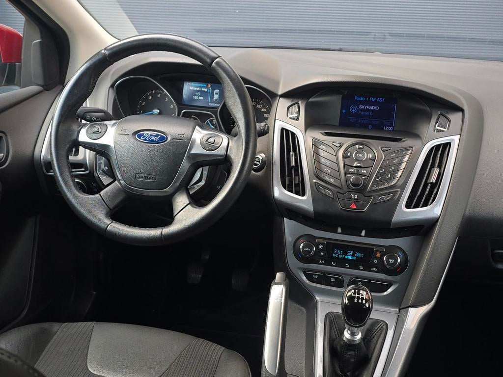 Ford Focus Wagon 1.6 EcoBoost First Edition Keyless|Trekhaak, 1258 kg, Gebruikt, 4 cilinders, Leder en Stof