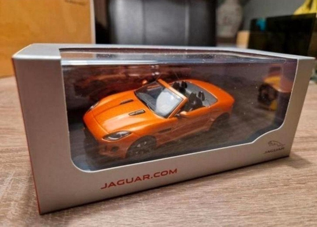 Aanbieding Dealermodel Jaguar F-TYPE V8 S CONVERTIBLE new, Ophalen of Verzenden, Nieuw, Auto, Overige merken
